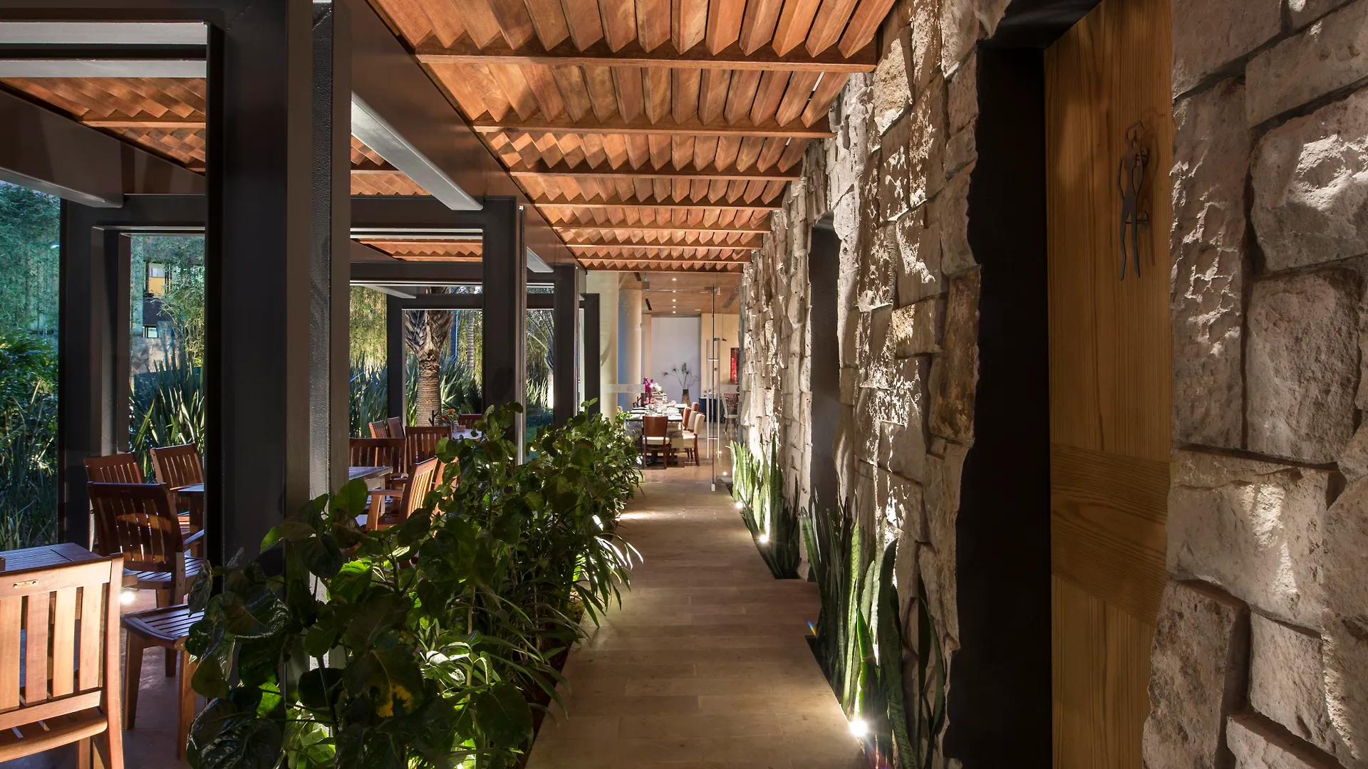 ****  Victoria Ejecutivo Otel Guadalajara Meksika